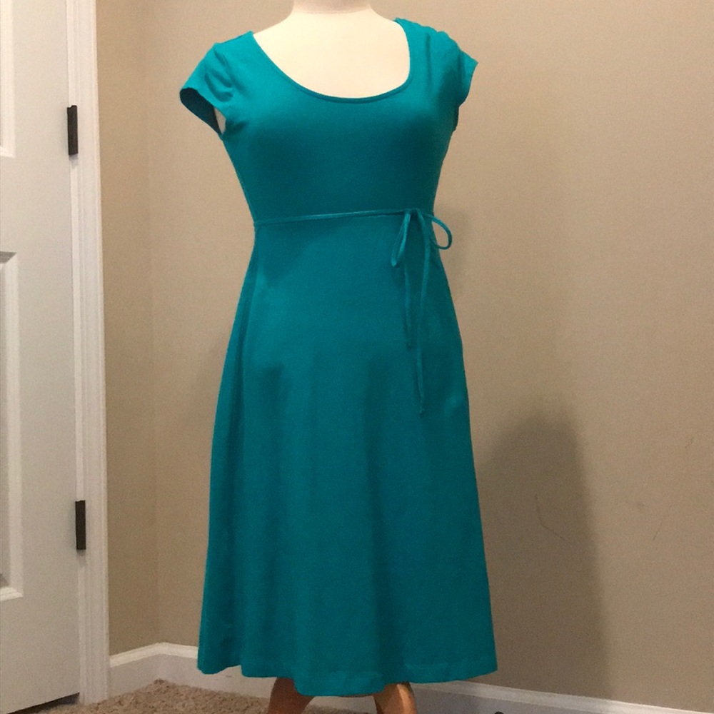 Mid-length Maternity Short Sleeved Dress